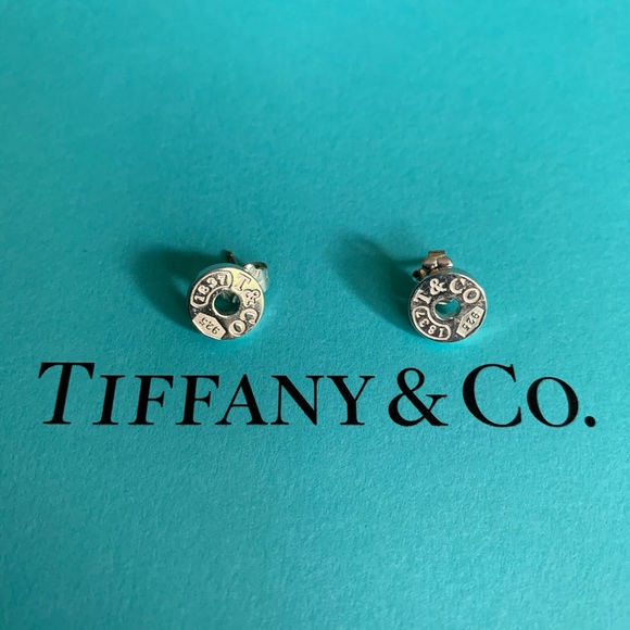 Tiffany & Co. Jewelry - 💯Auth Tiffany & Co Earrings